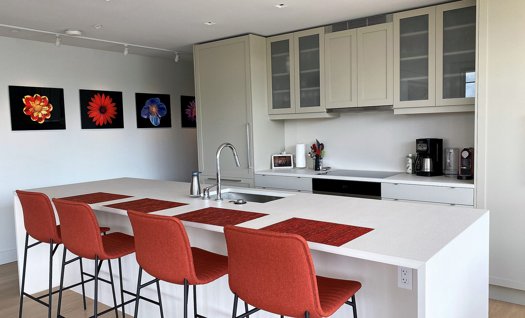 2100 Hamilton Condo
